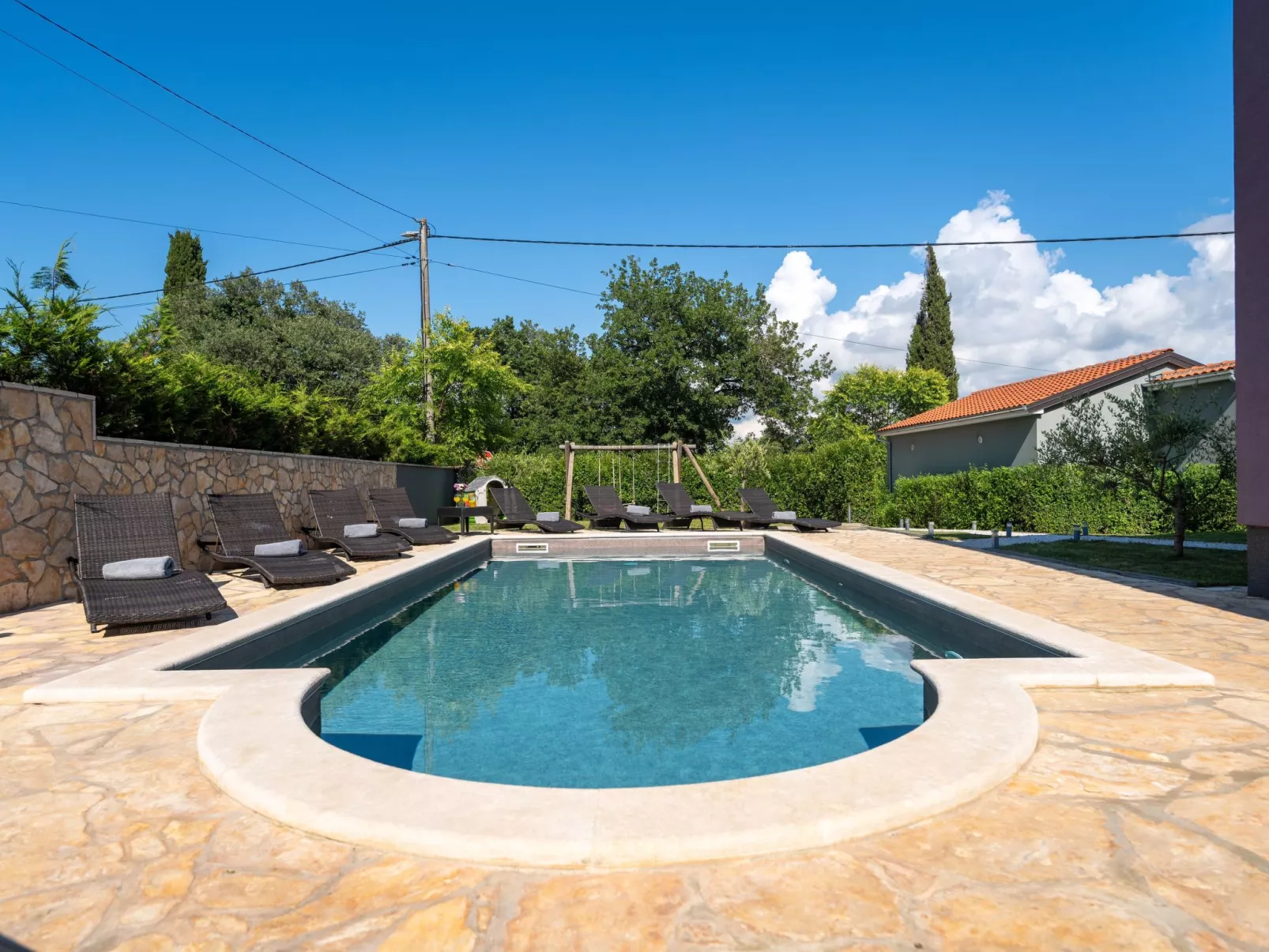 Casa Viola mit Pool, unweit von Lanterna Resort-Draußen