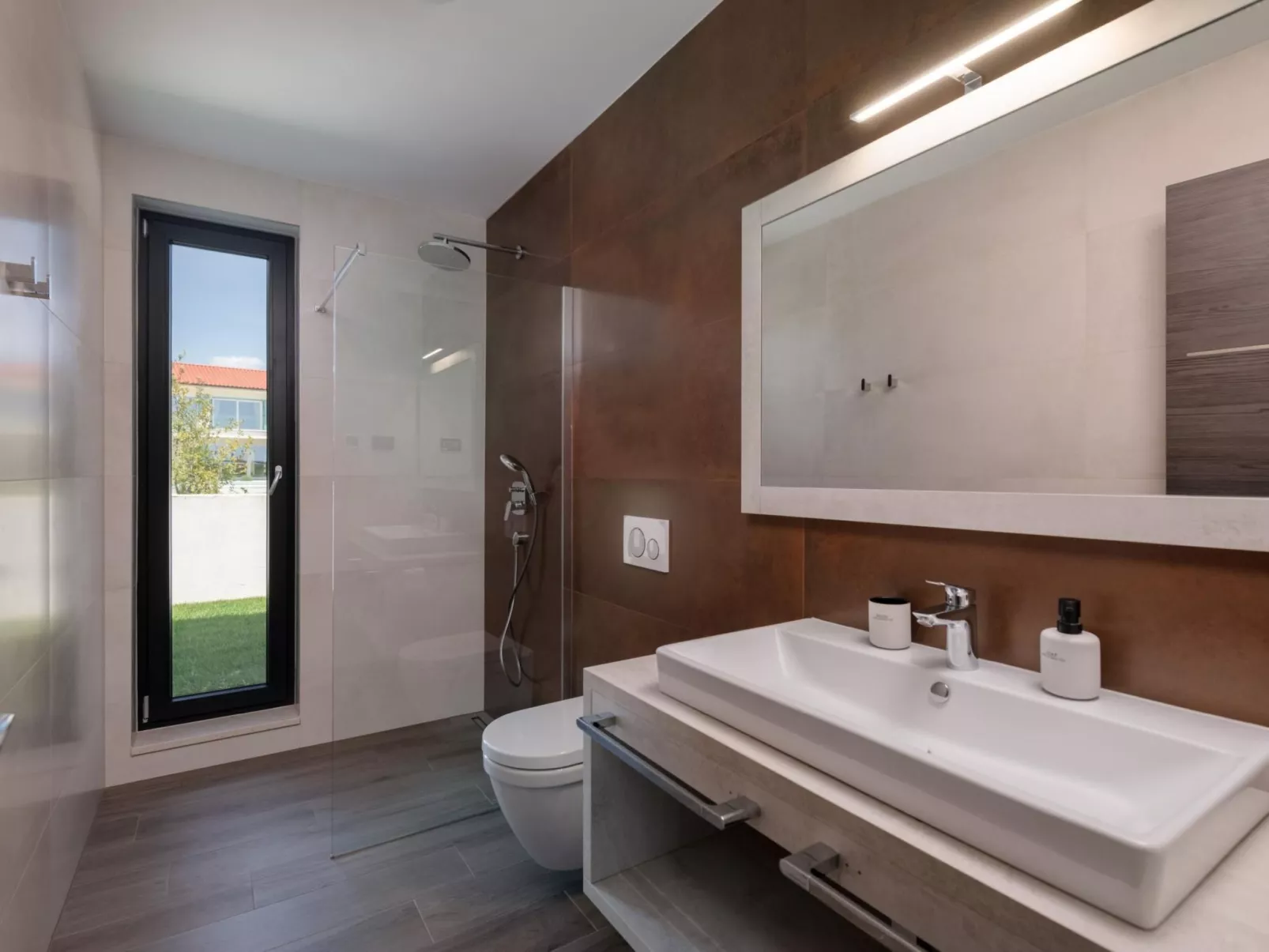 Villa MaEm-Image-tags.info