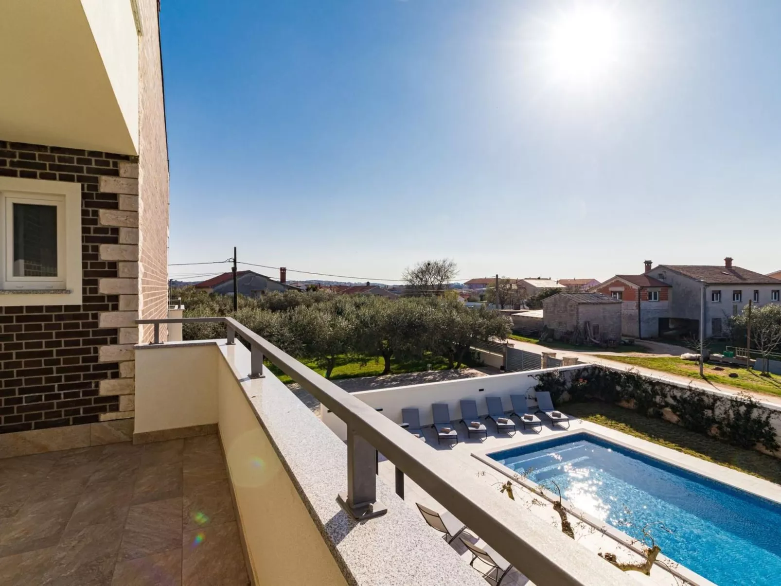 Ferienvilla "Villa Berg" mit privatem Pool-Dehors