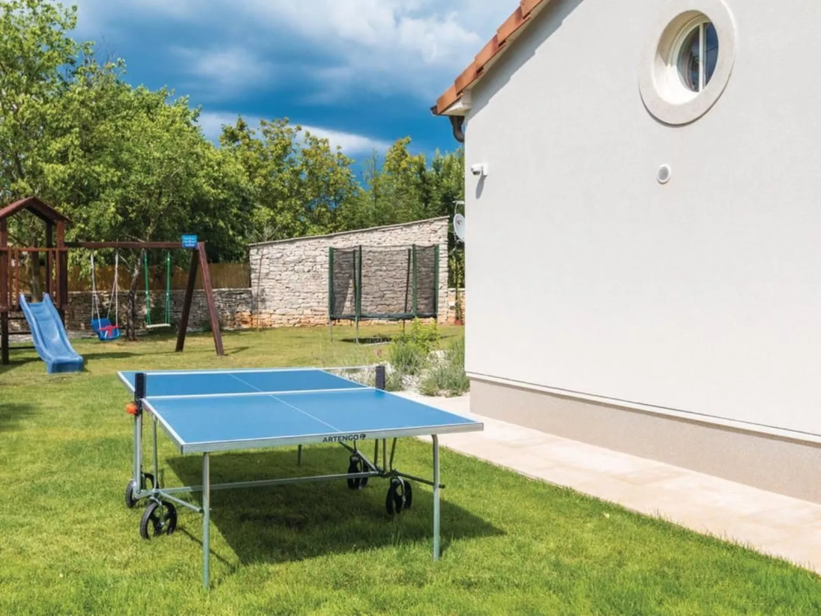 'Villa Oliva' mit privatem Pool-Outside