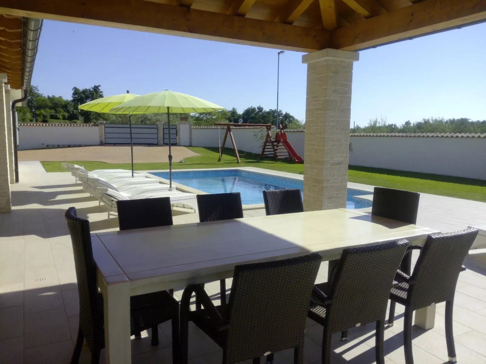 Für 8 Personen und 2 Kinder in Segotici, Istrien (Südküste von Istrien)-Draußen