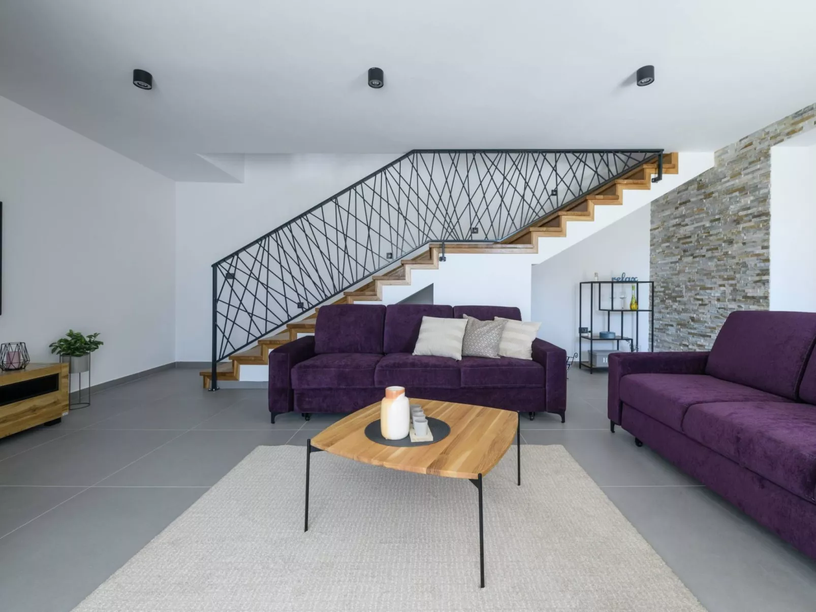 Villa Grande, klimatisiert und mit Pool in Jursici-Drinnen