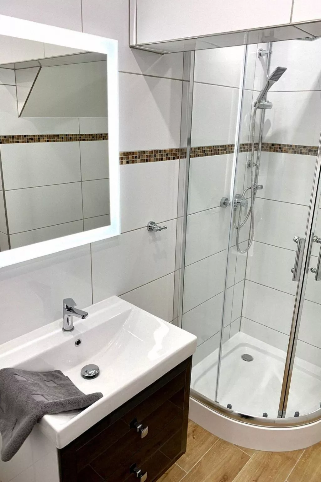 Kleine, frisch renovierte Zwei-Zimmerwohnung-Inside