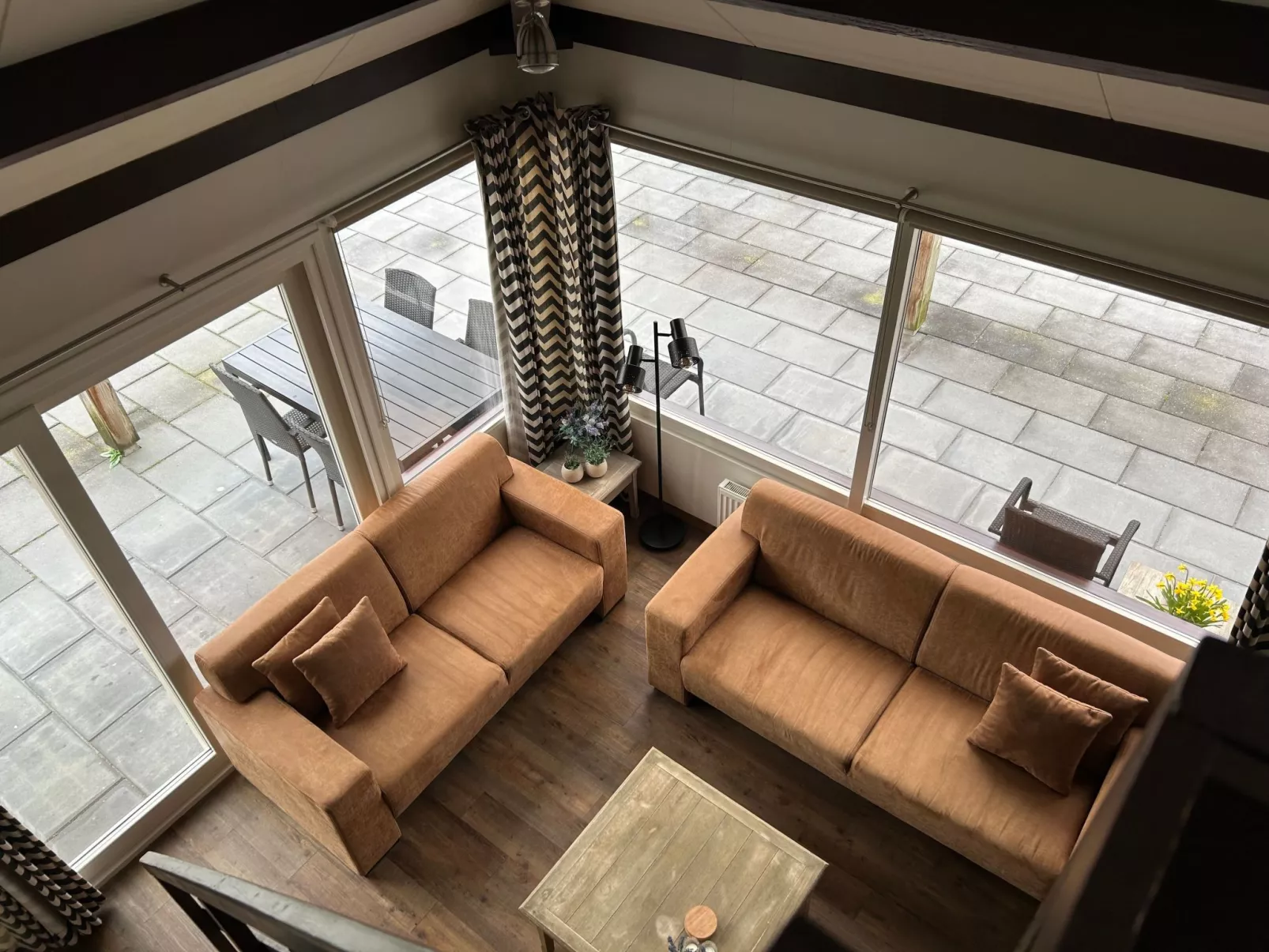 Gemütliche Hütte-Inside