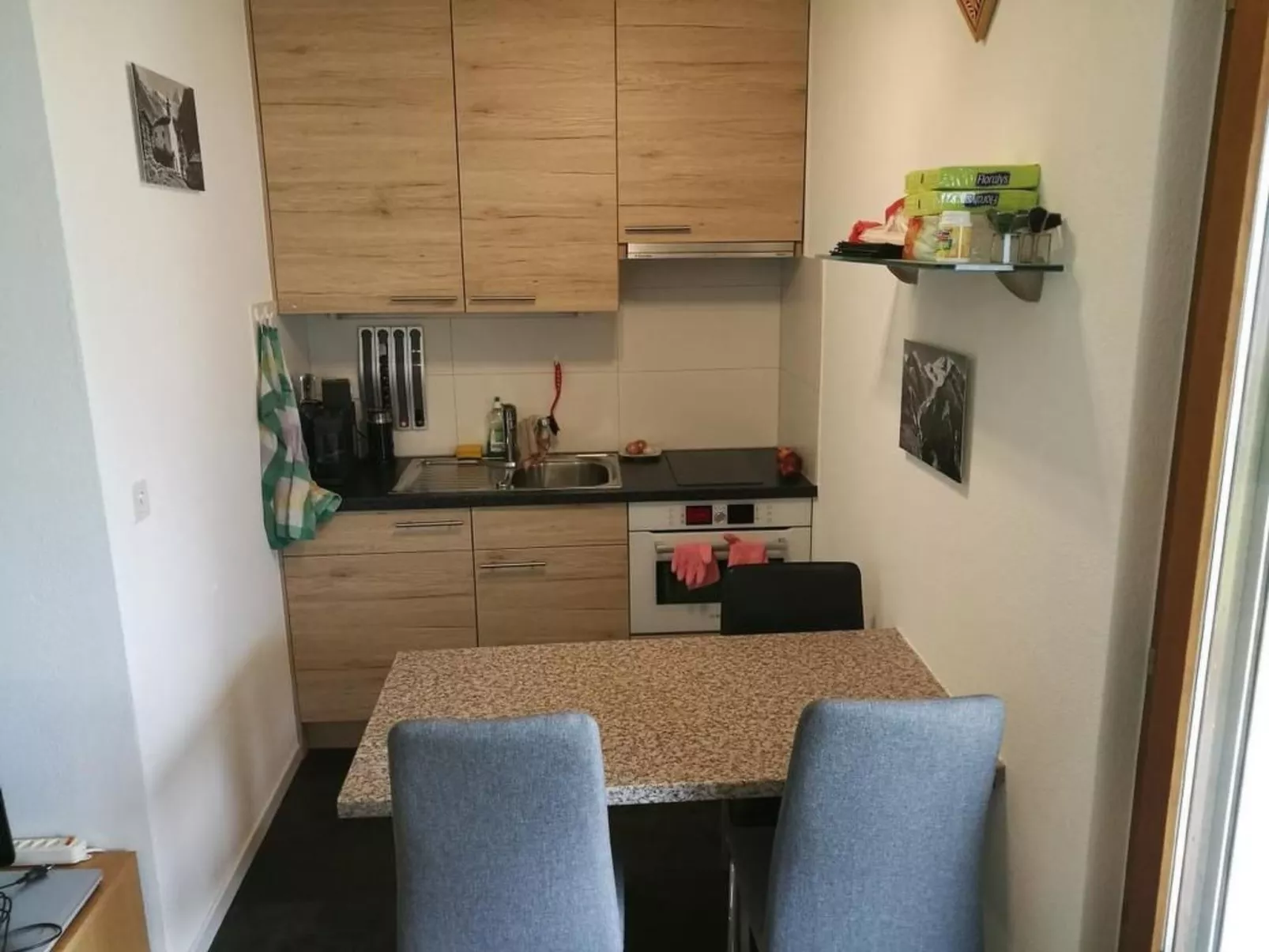 Gentiana Haus B-Inside