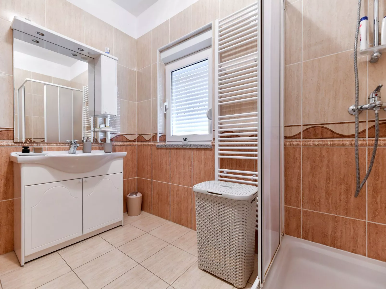 Villa Andrea-Drinnen