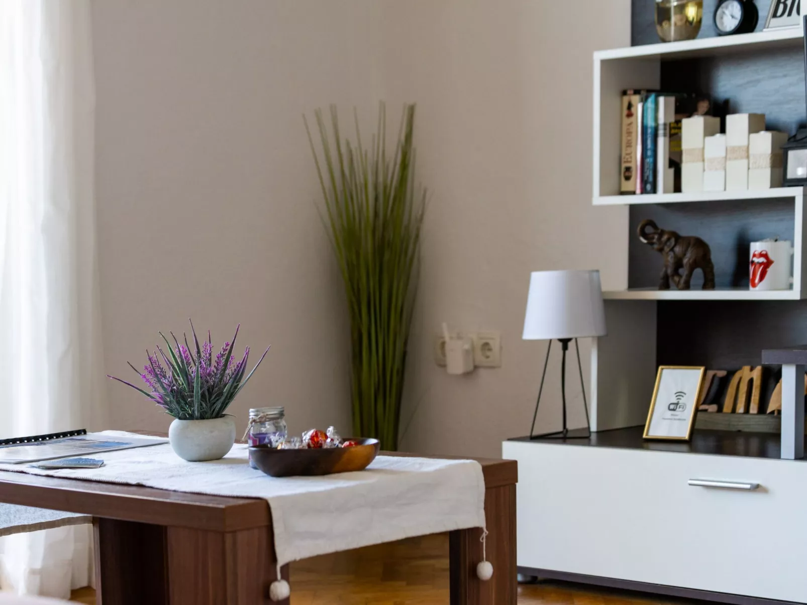 "Lenko 1" mit Blick auf das Wasser-Dedans