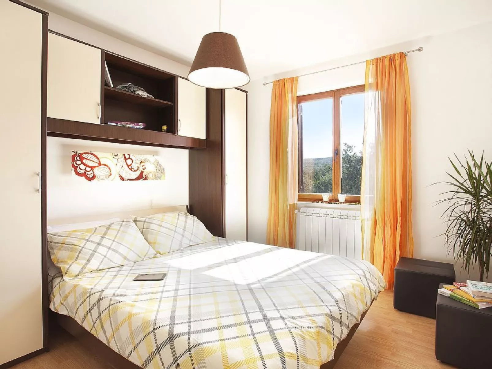 Vollständig freistehendes Haus mit schönem Garten-Dedans