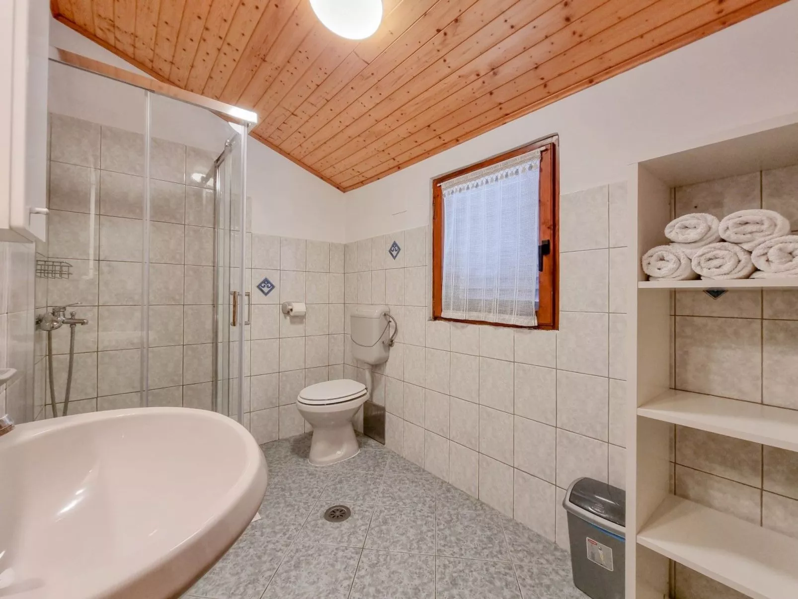 "Ivan" direkt am Strand-Inside