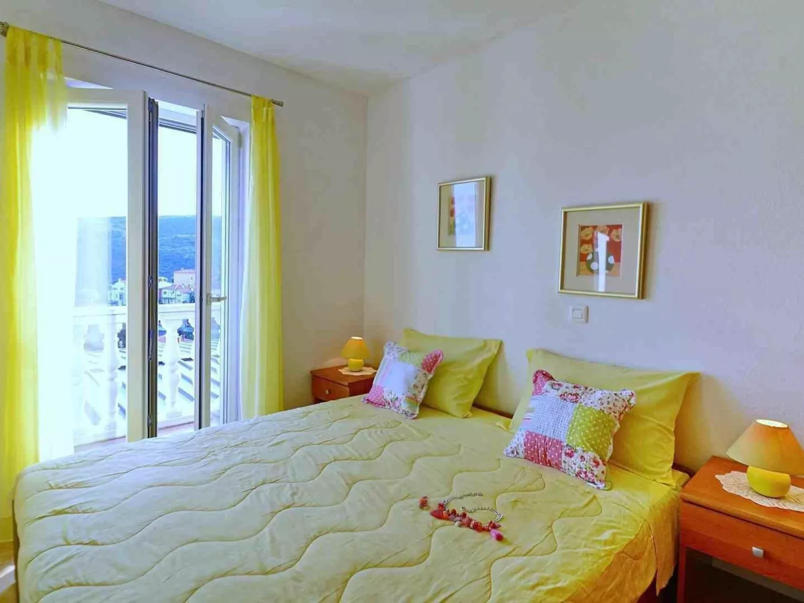 'Villa Ivisa' mit eigenem Pool-Image-tags.info