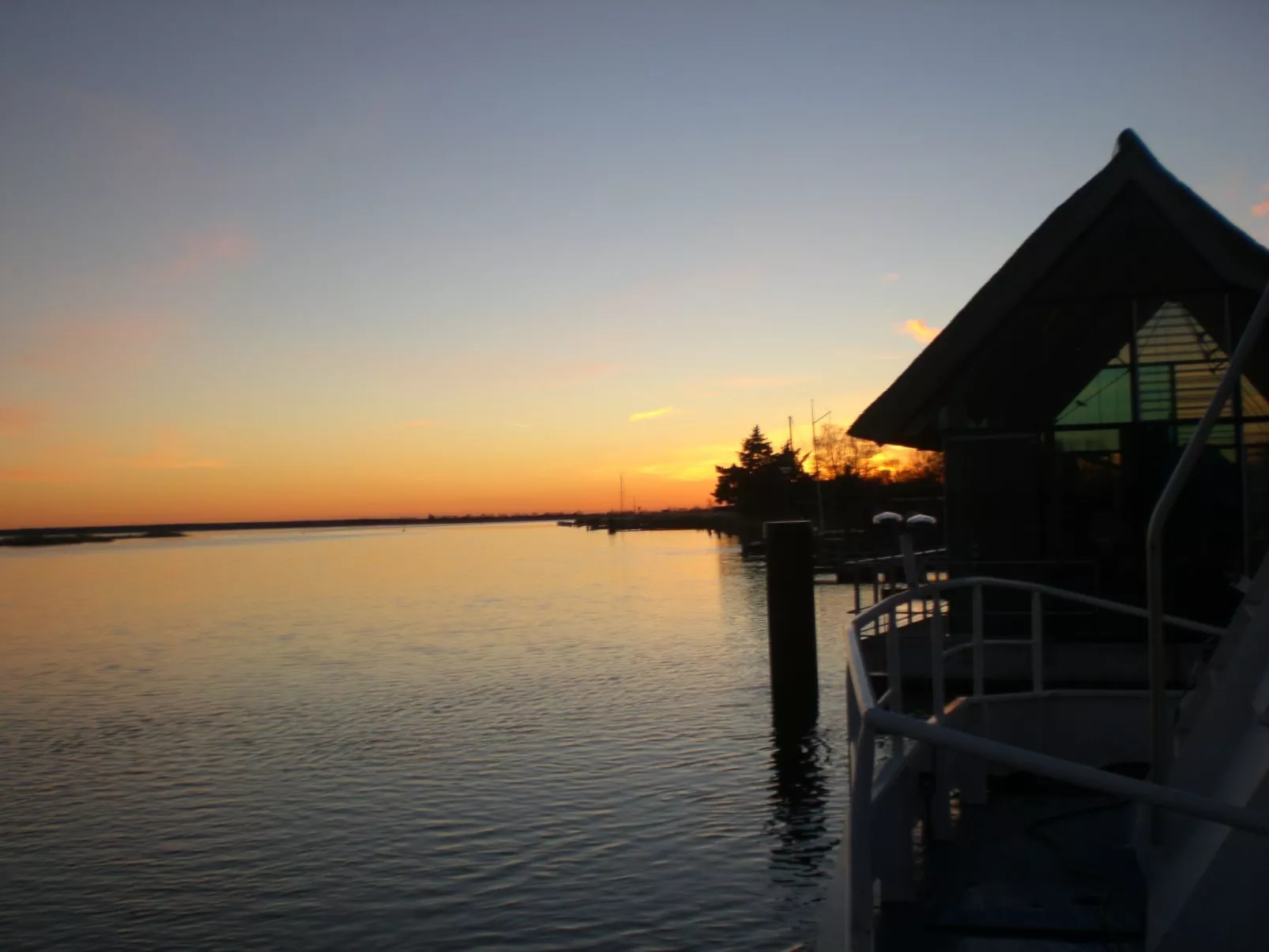 Helle Ferienwohnung mit Wellnesslandschaft-Inside