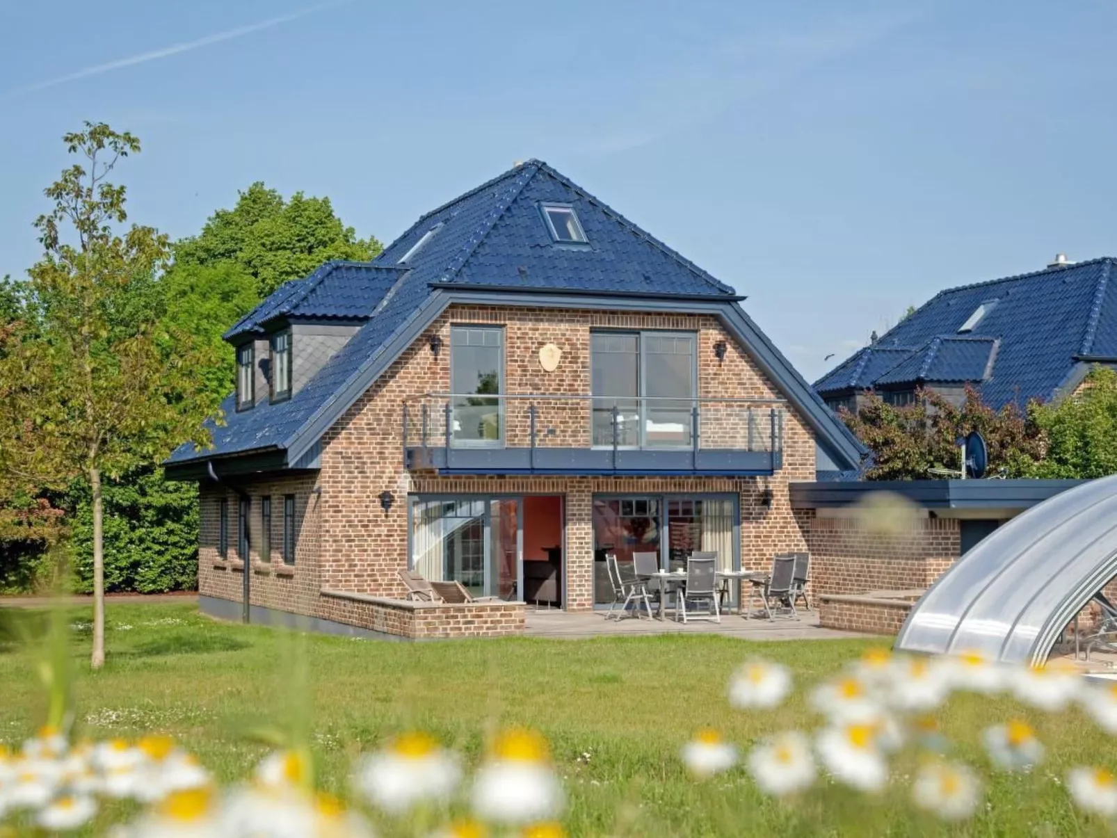 Duxcaar Villas-Drinnen