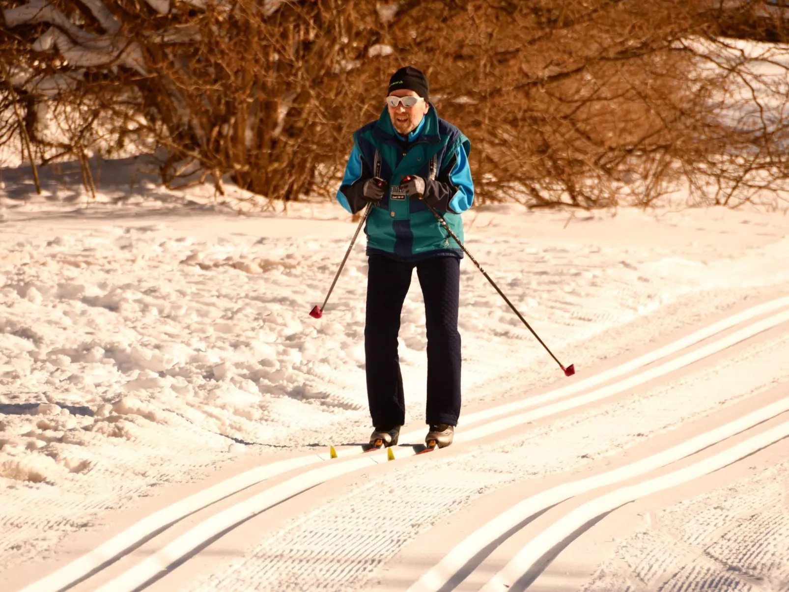 Mit Garten und Spielplatznutzung-Draußen