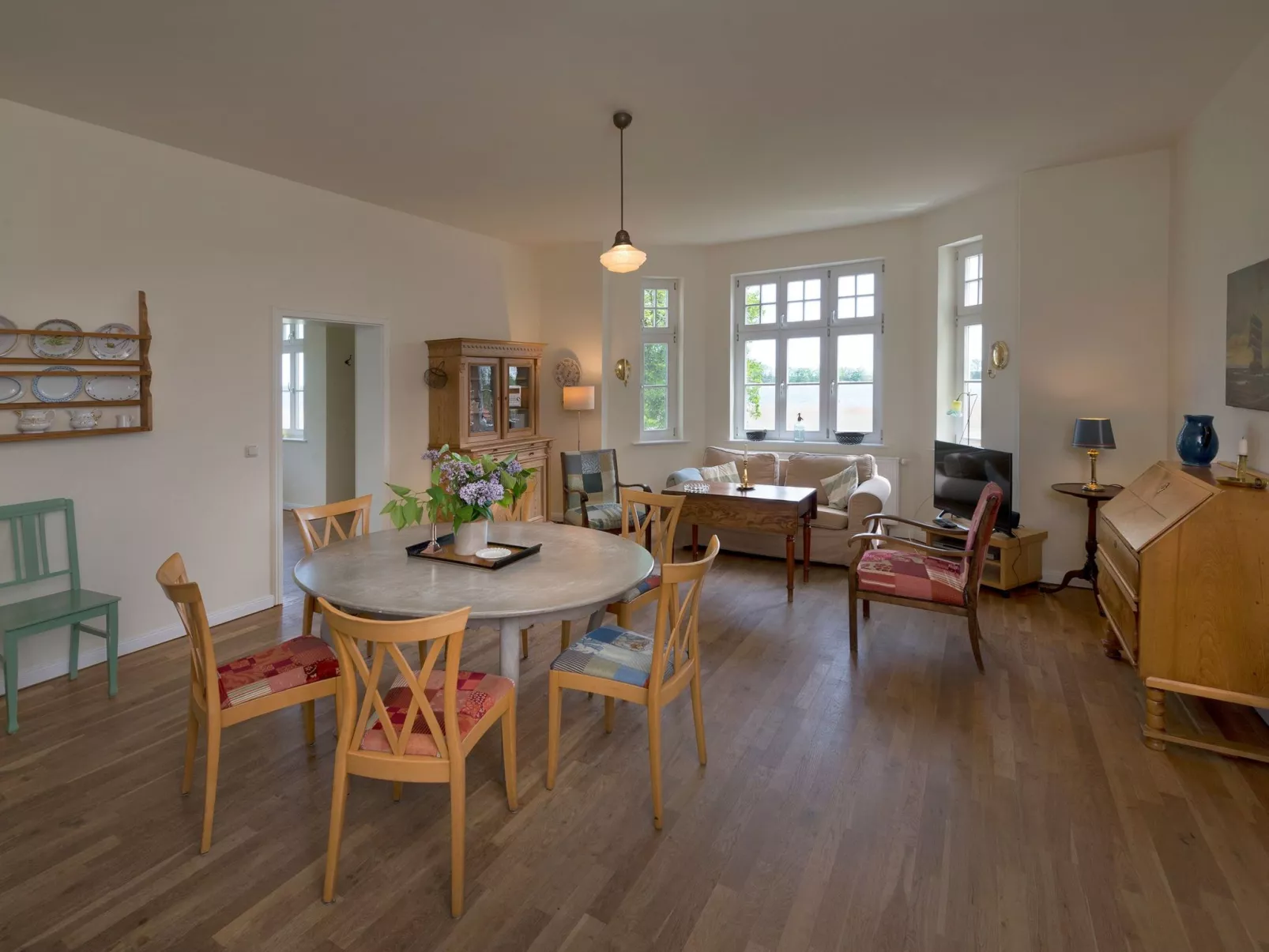 Wohnung in der ersten Etage des Herrenhauses-Inside