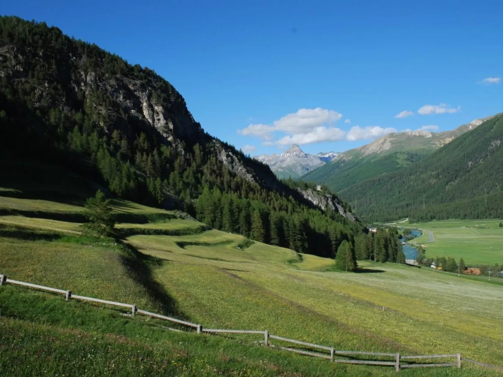 Chesa Arnica A5-Dedans