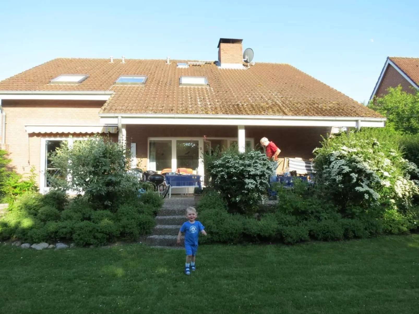 In Kellenhusen mit Grill-Draußen