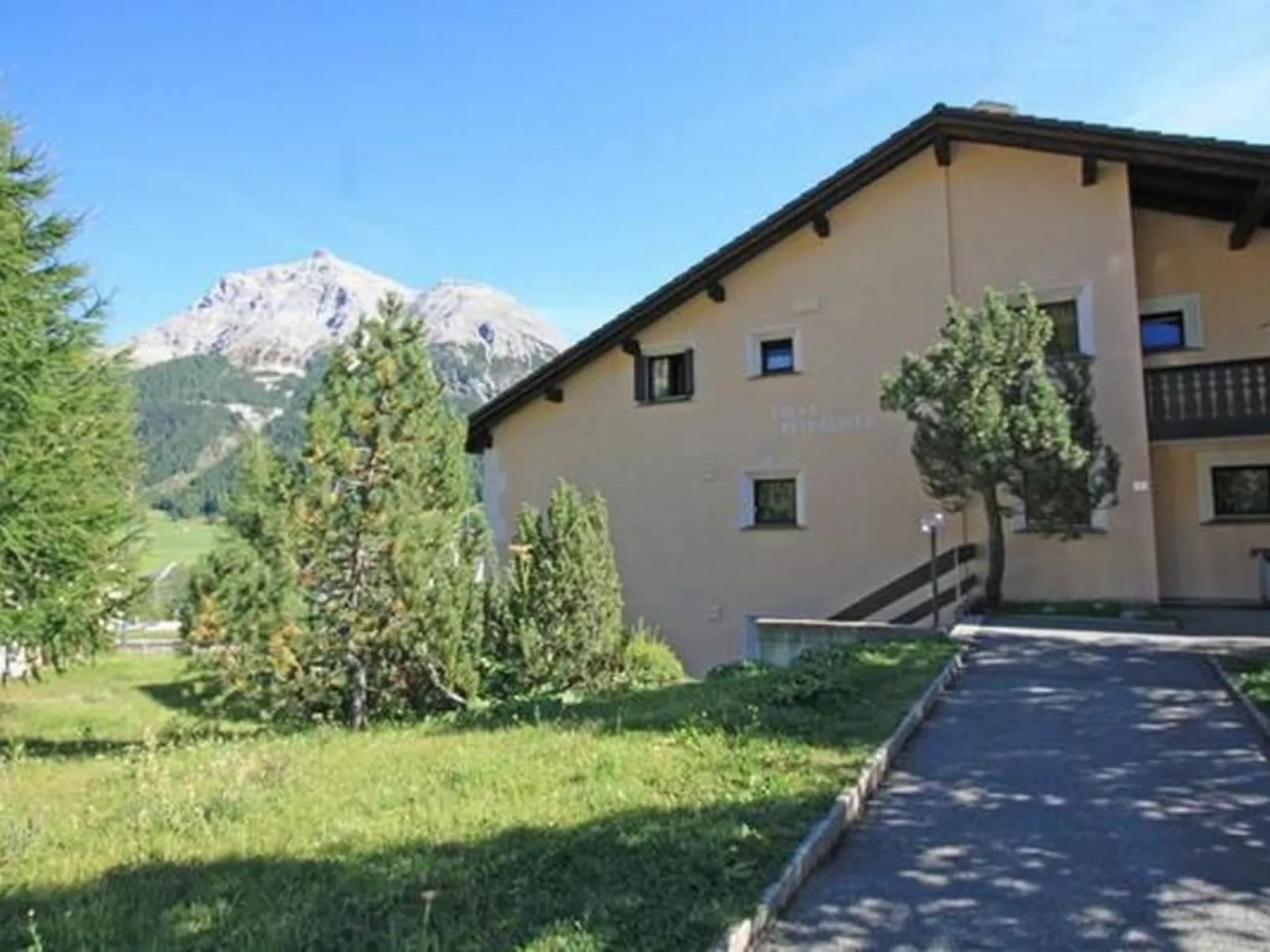 Bellavista B-Outside