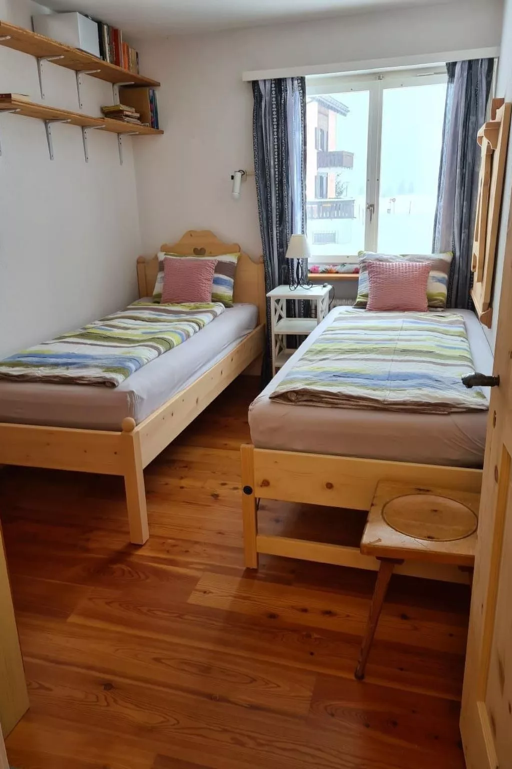 Chesa Pablo 16-Inside