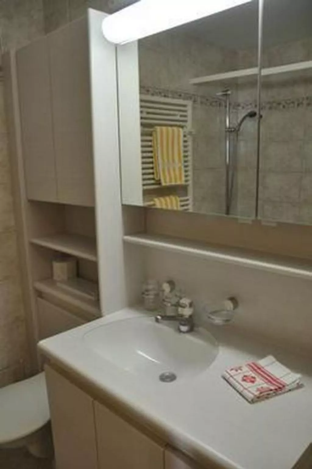 Chesa Semnadur H5-Inside