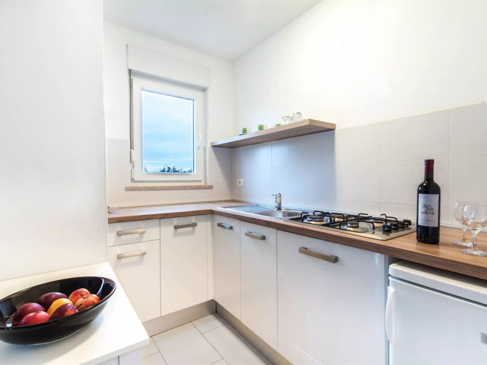 Wohnung mit Terrasse-Drinnen