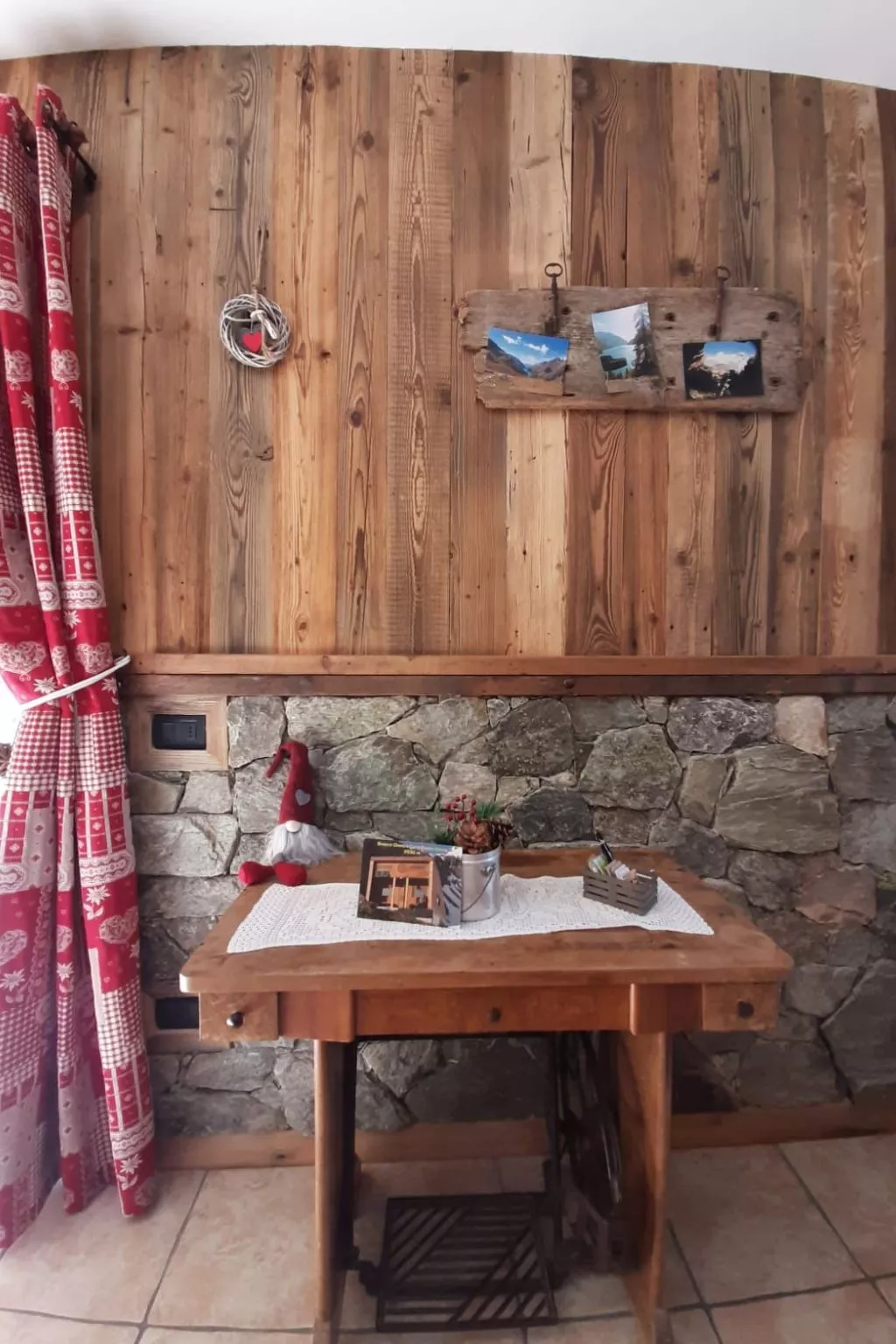 Helle, panoramische Wohnung in den Alpen.-Inside