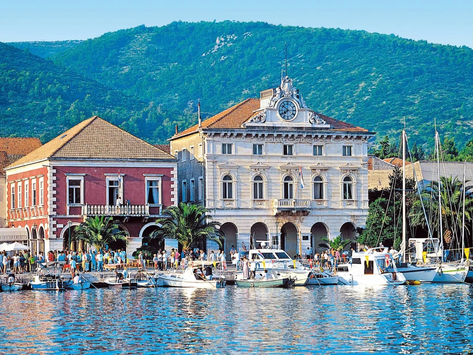 Wohnung im Hochparterre-Draußen