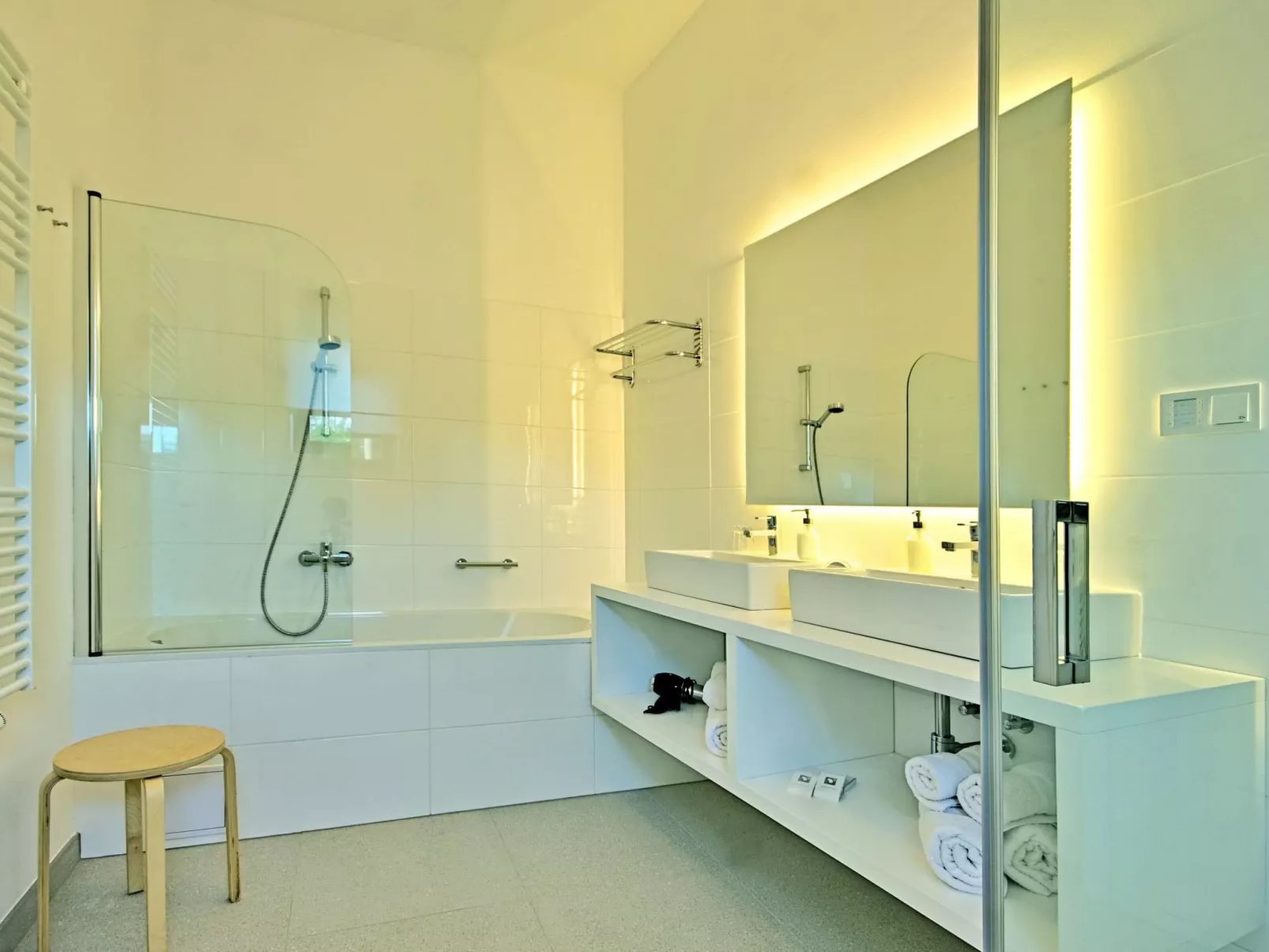 Ferienvilla "Villa Vala" mit Sauna-Inside