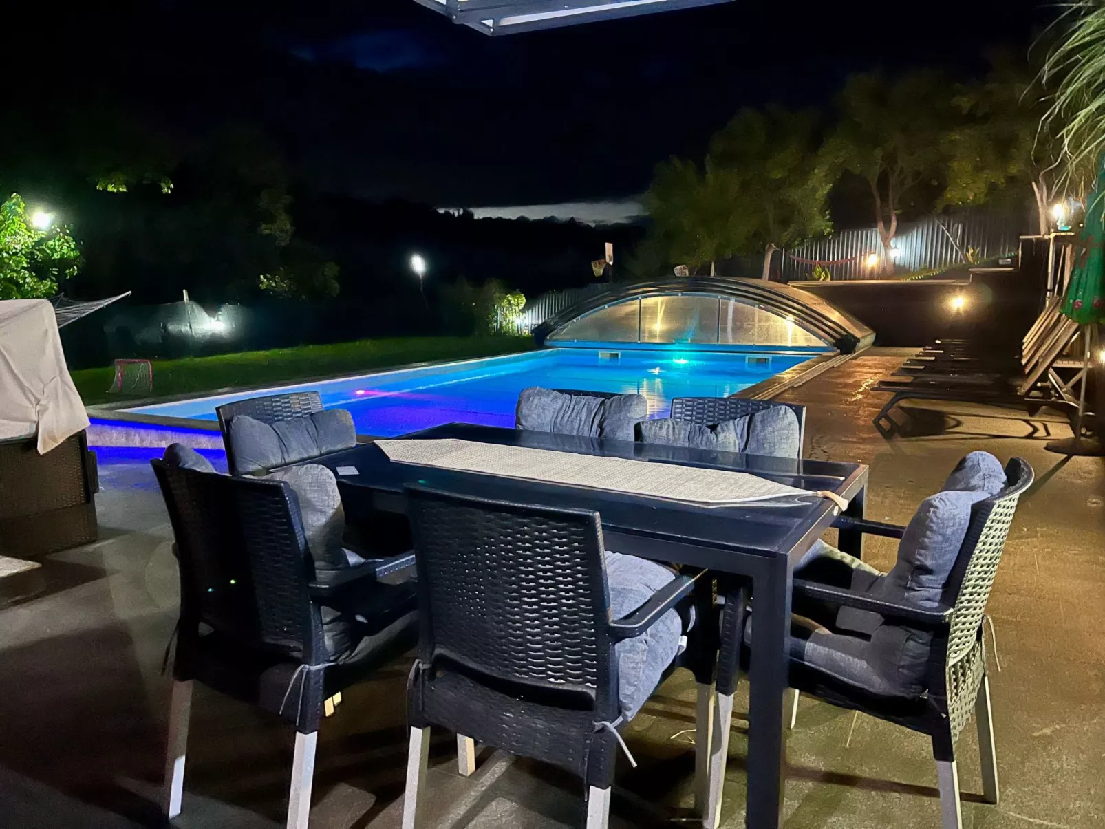 "Villa Diamond Hill"-Inside