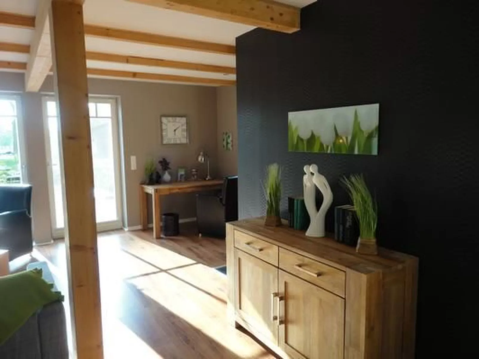 In Klein Meckelsen mit Garten-Drinnen