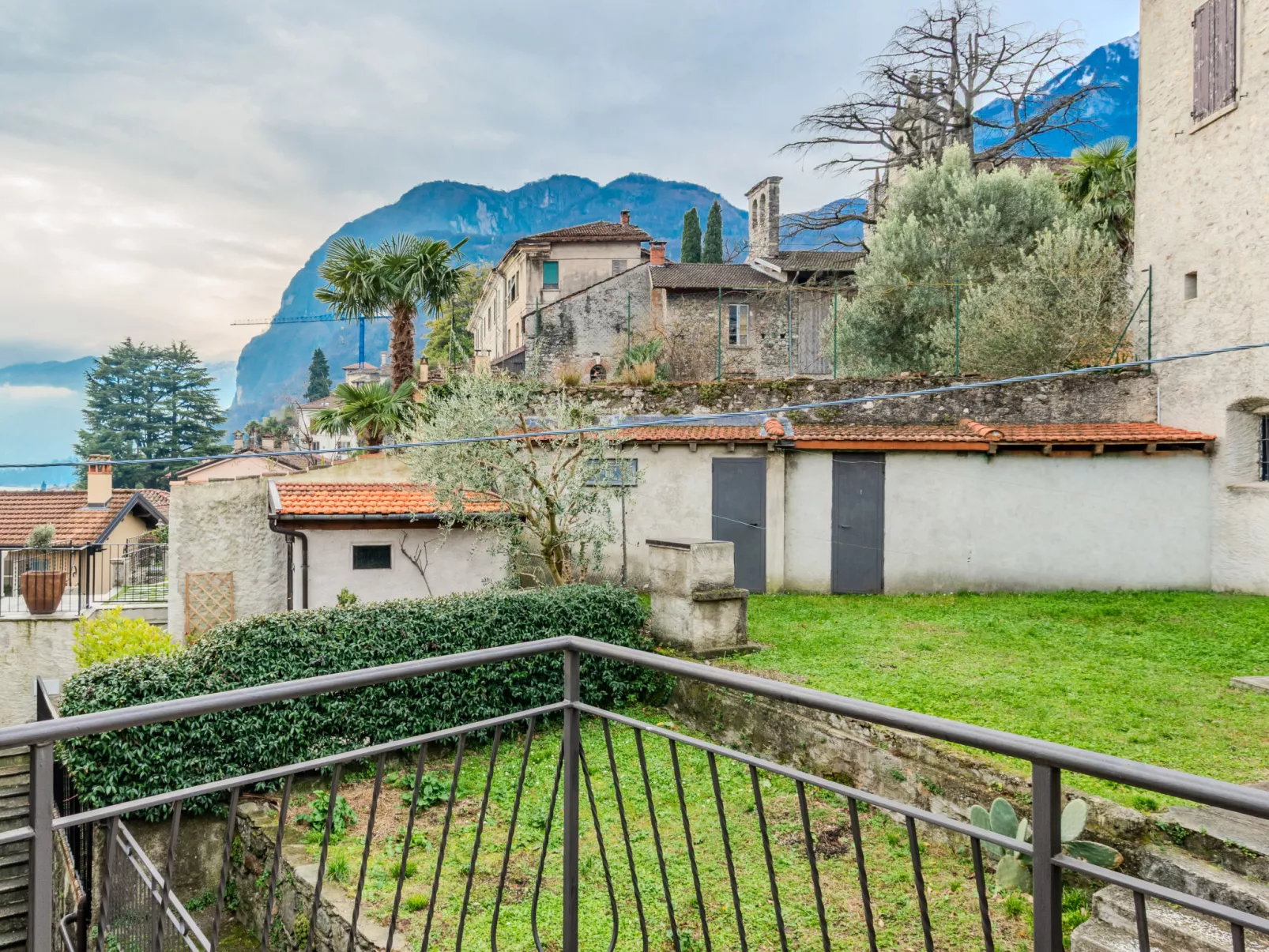 Lakeview Menaggio-Outside