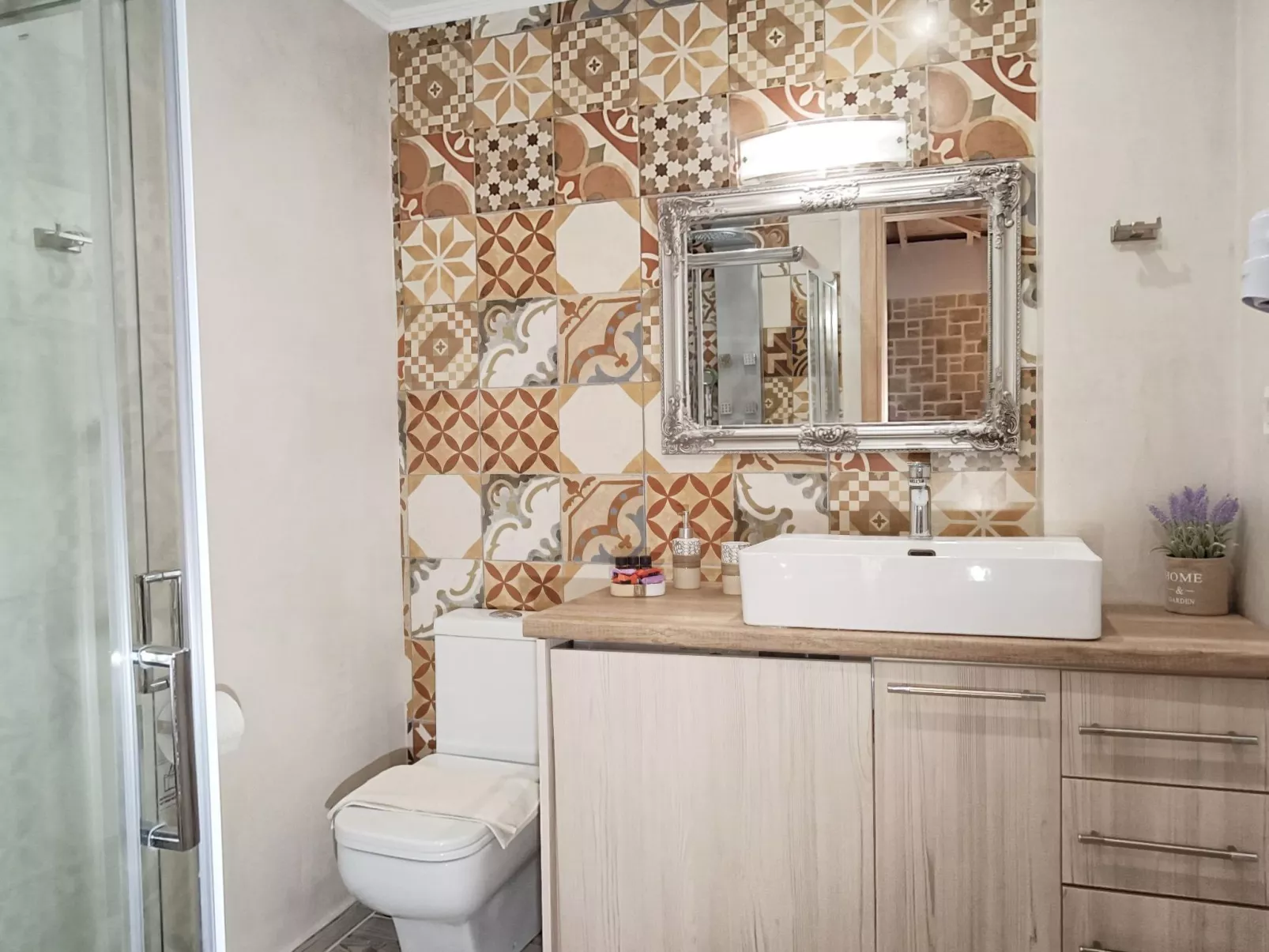 MAKRAKIS ALEXANDROS-Drinnen