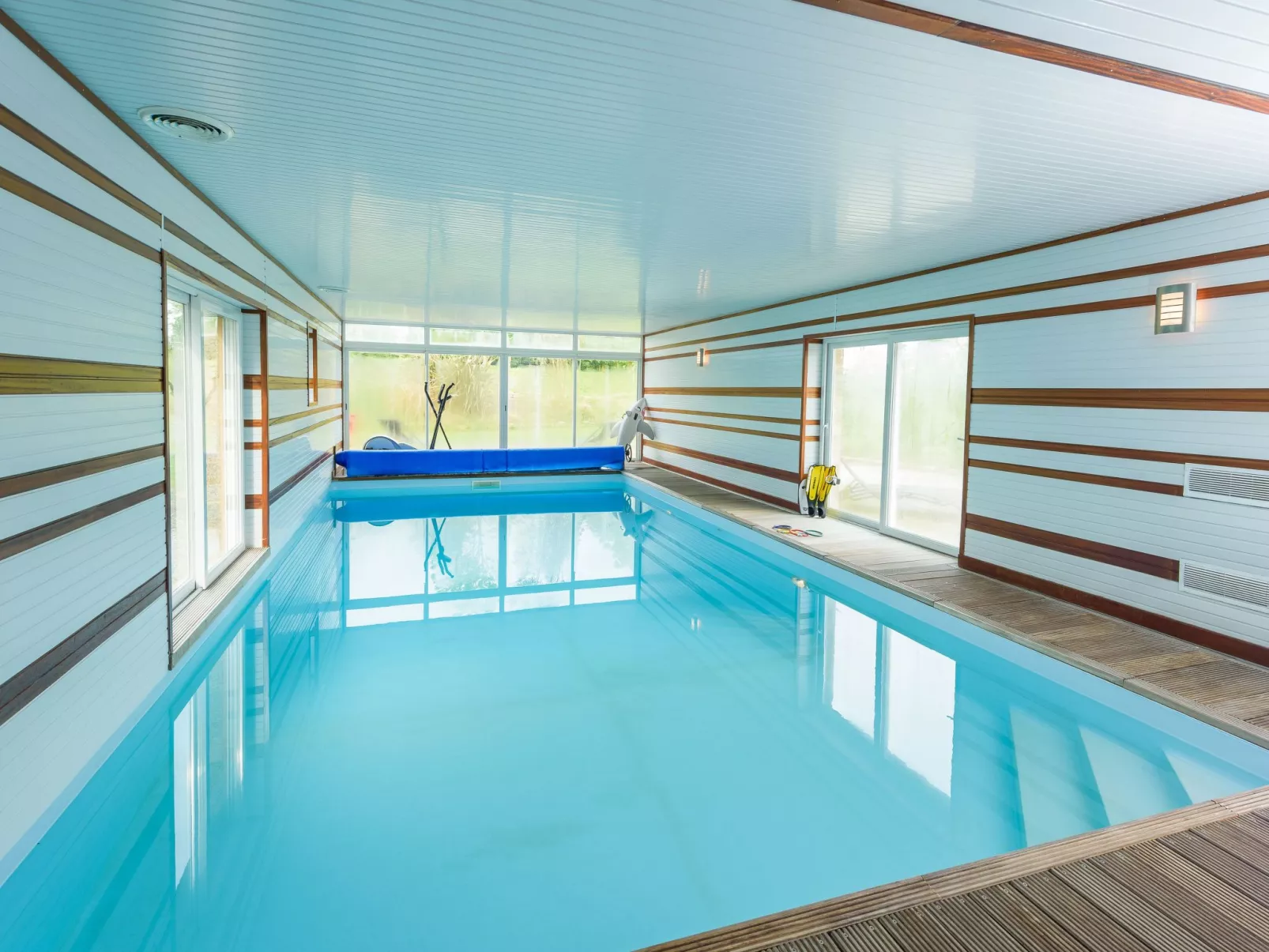 Villa Beheizter Innenpool 30-Inside