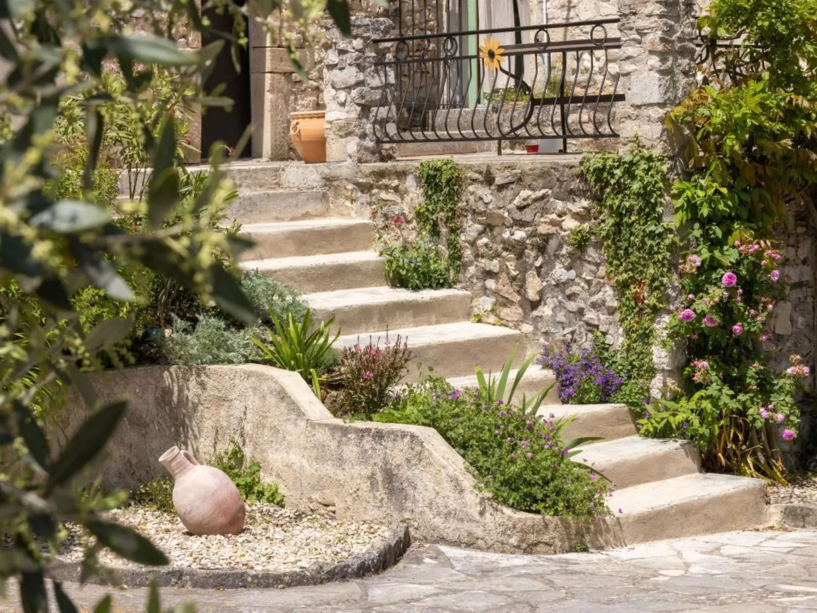 Clos de l'Olivier-Draußen