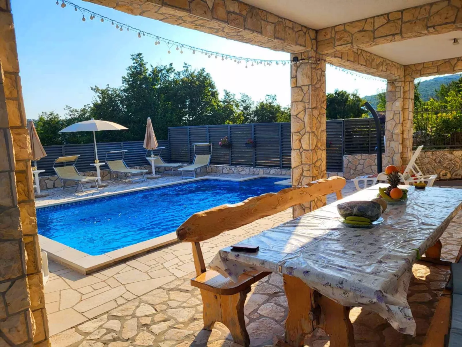 Villa "Haus mit pool" mit eigenem Pool-Draußen