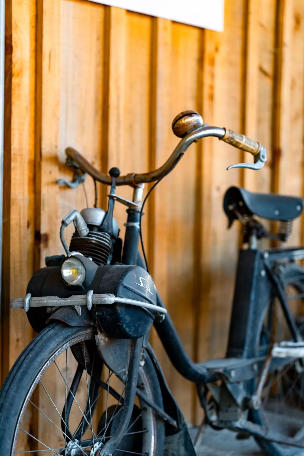 Domäne "Leons Garage"-Draußen