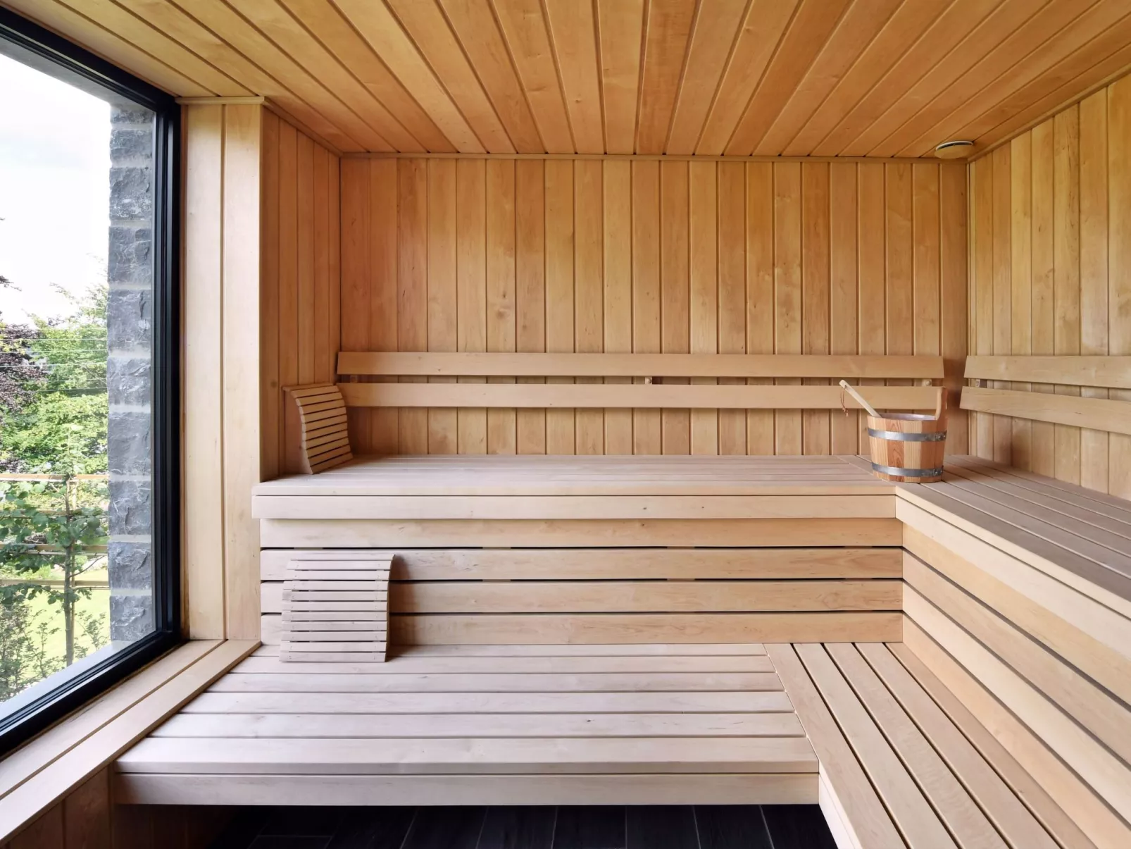 Durbuy Suites - Luxusurlaub und Wellness-Drinnen