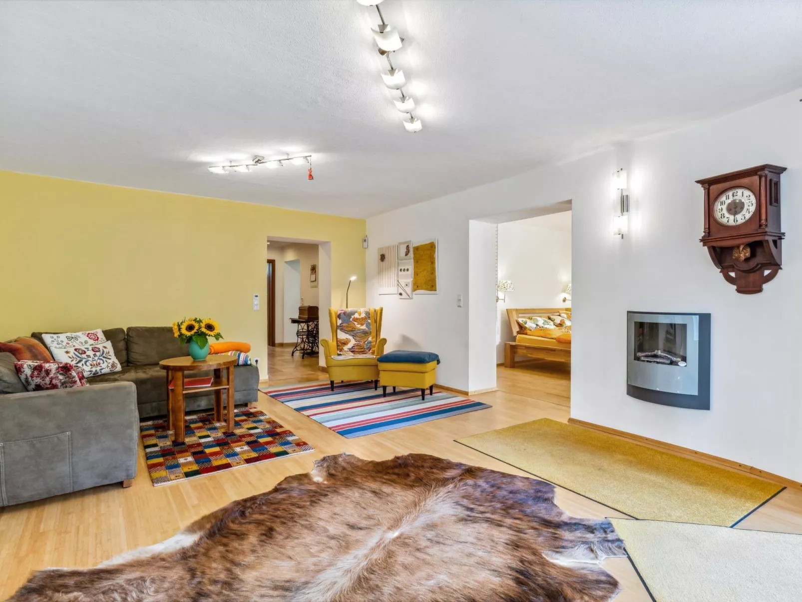 In Karlshorst mit Terrasse-Drinnen