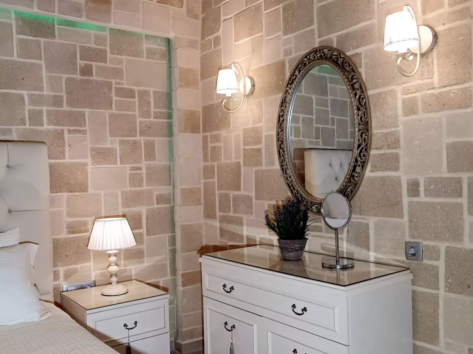 In Mithimna mit Privatem Pool-Drinnen