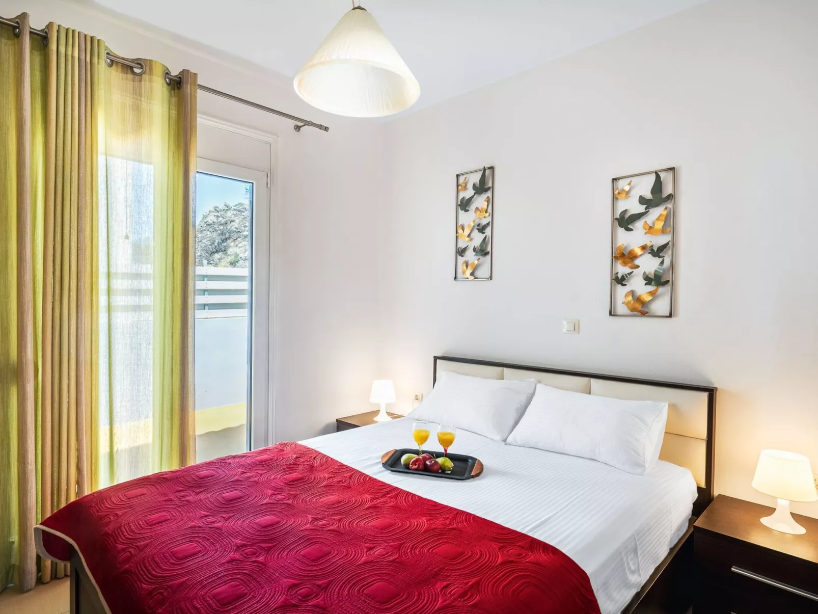 "Mirthios Panorama"-Inside