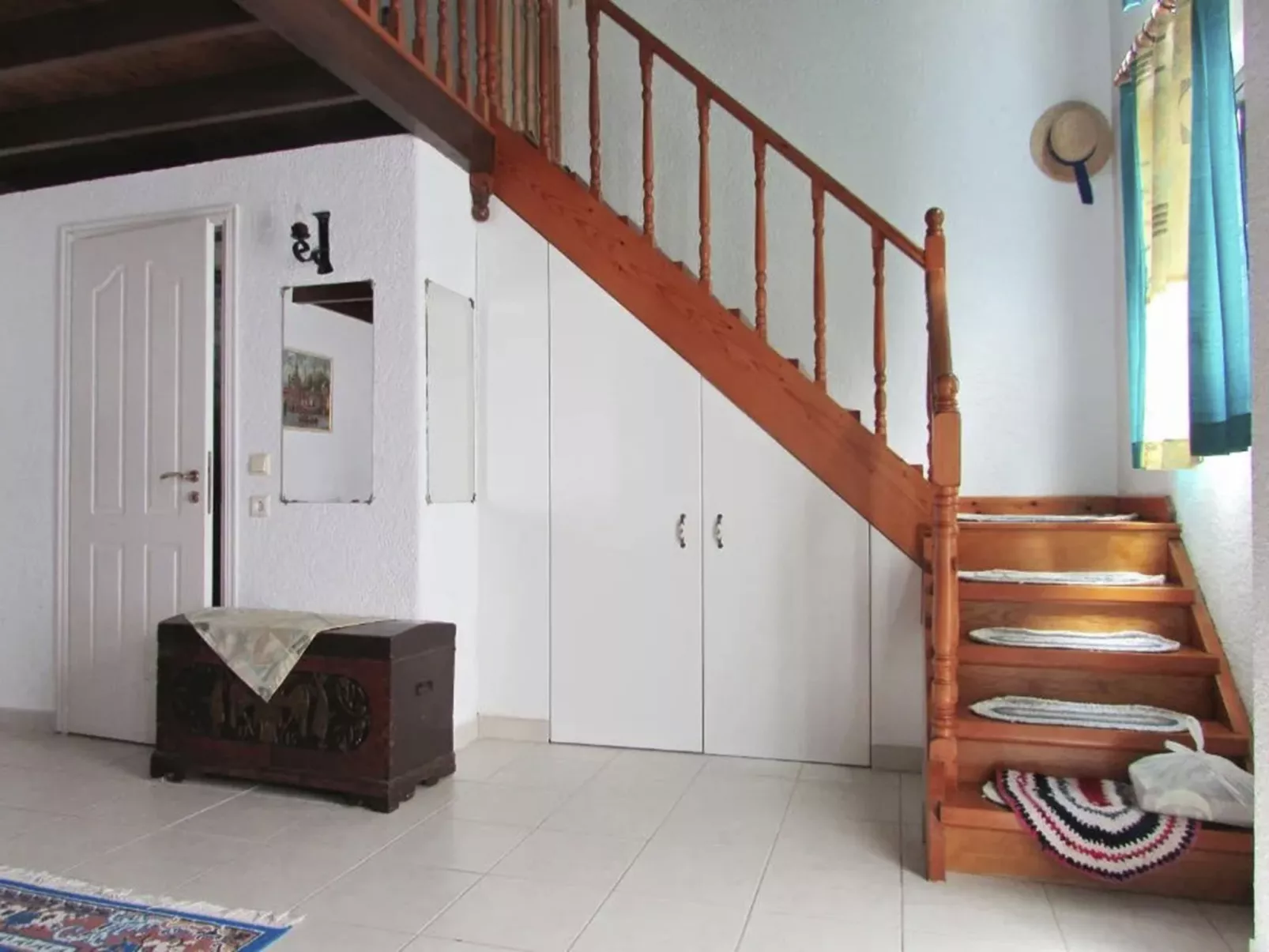 Castellino-Studios-Dedans