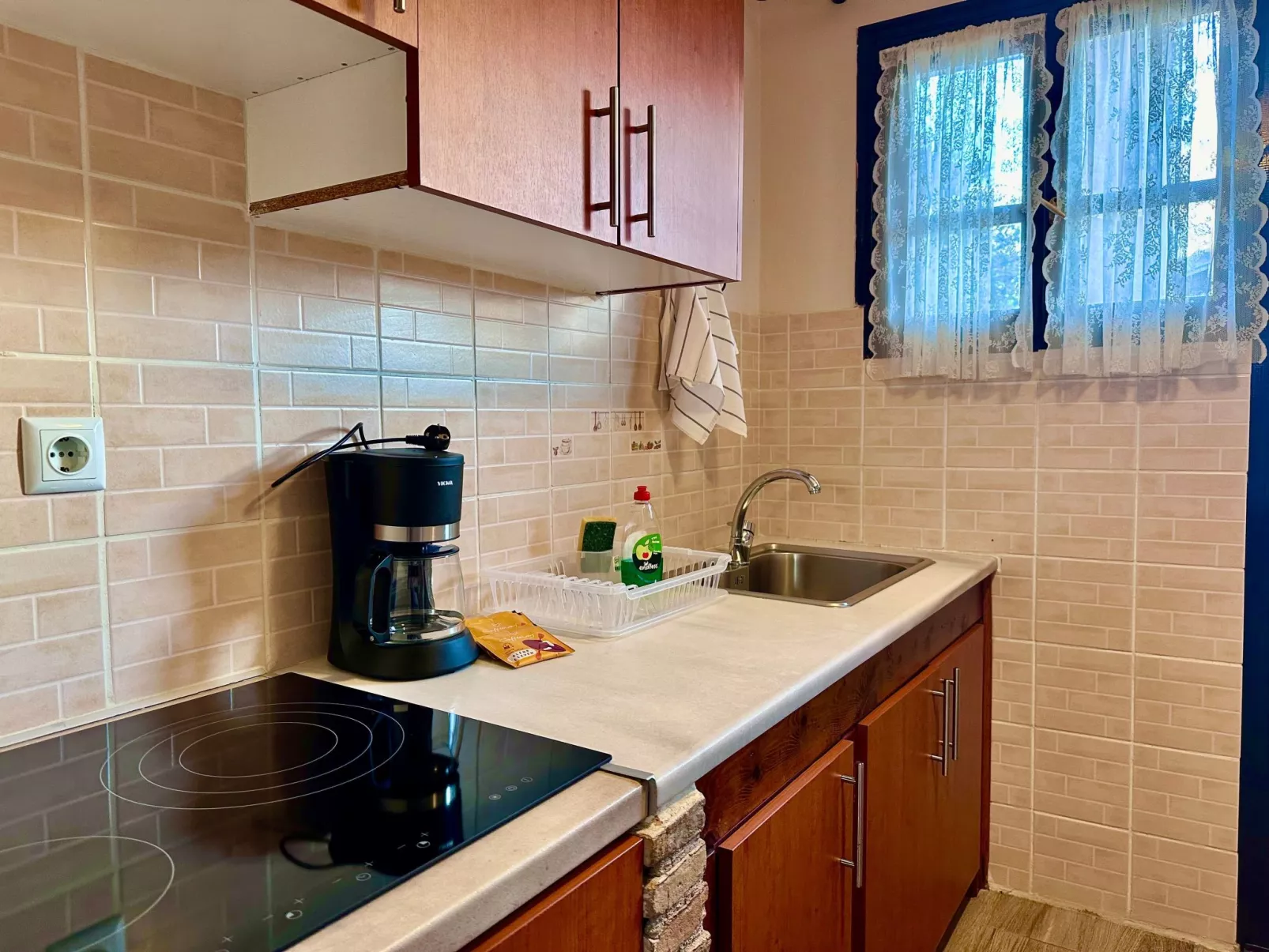 Familienrückzug mit Meerblick in den Genari Apartments-Image-tags.info