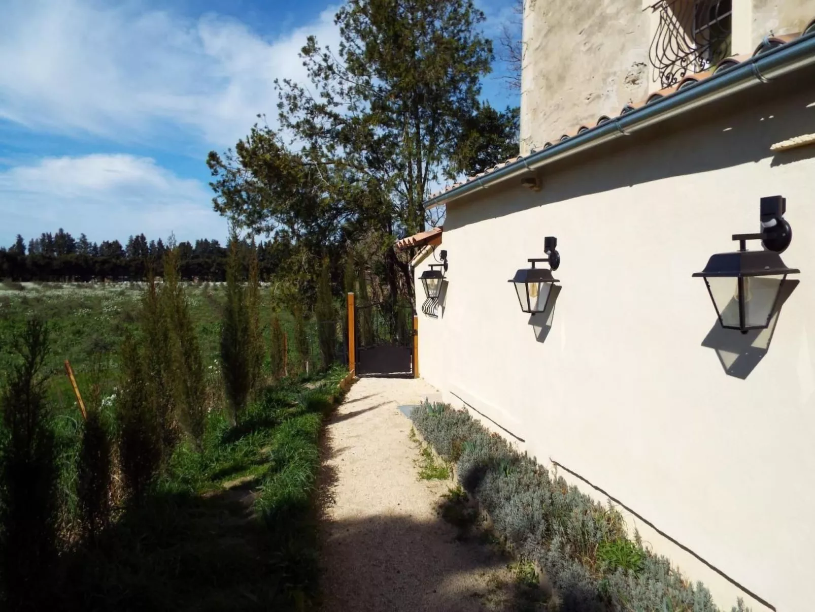 Leonie's Gîte Moulin de Tartay in Avignon-Drinnen