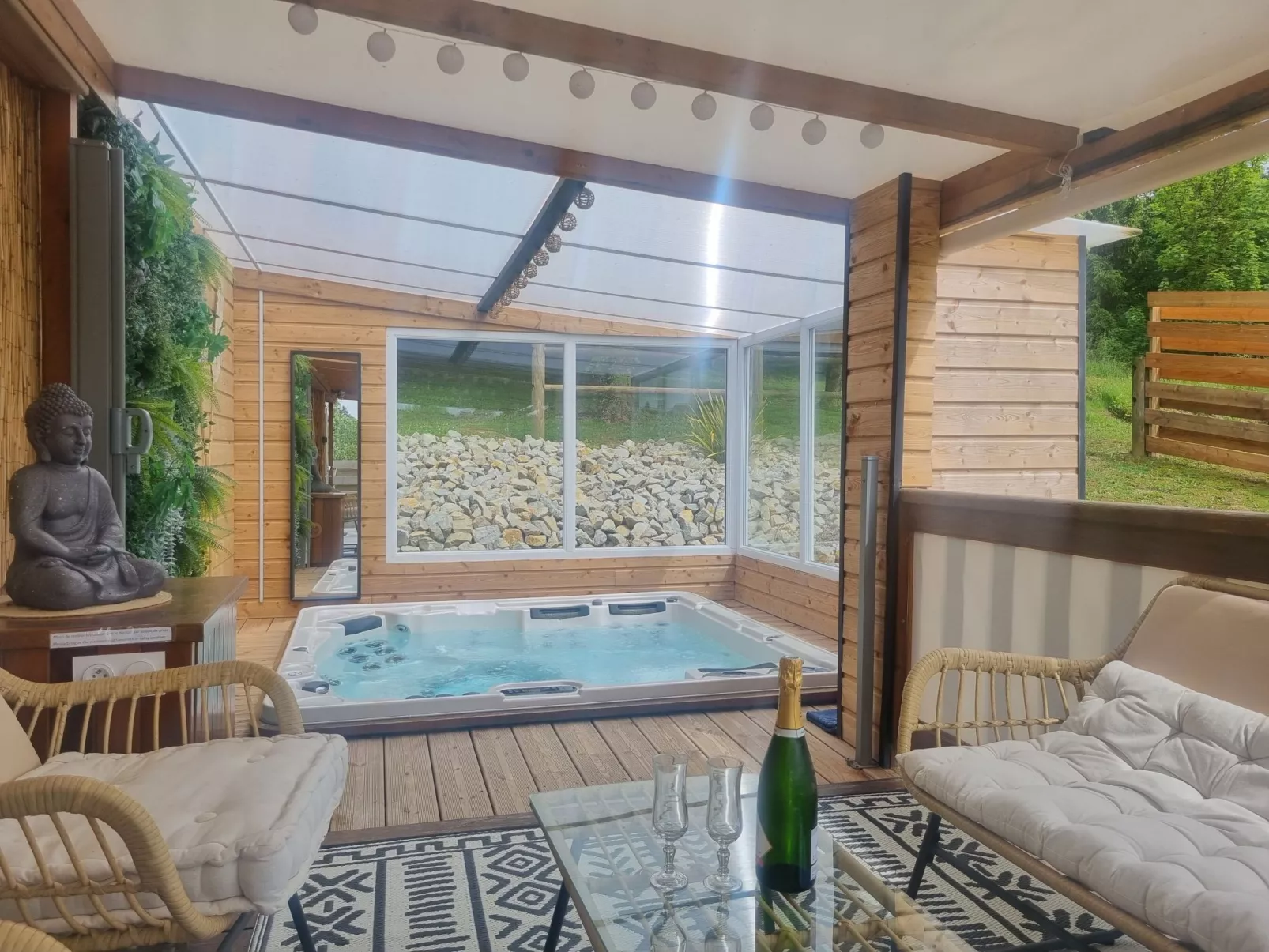 Mobilheim mit privatem Premium-Jacuzzi-Dedans