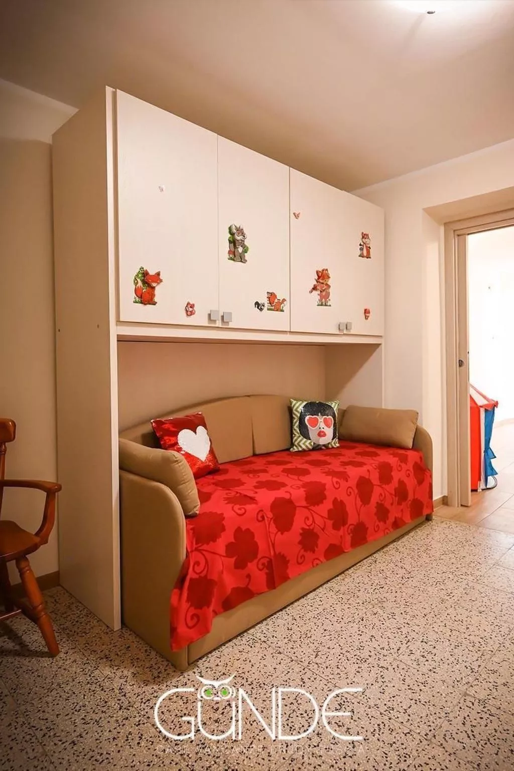 Verne's Haus - La Casa di Verne-Dedans