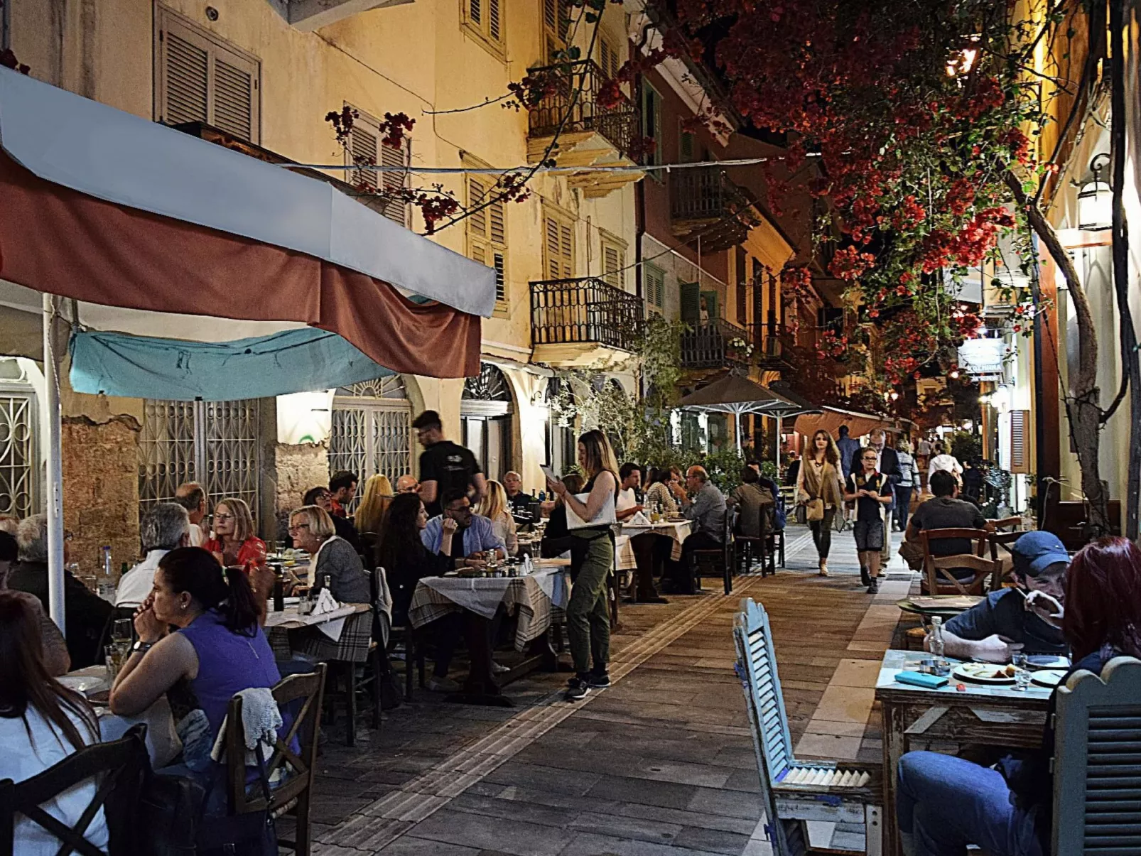 Zesa mit Balkon und Meerblick-Drinnen