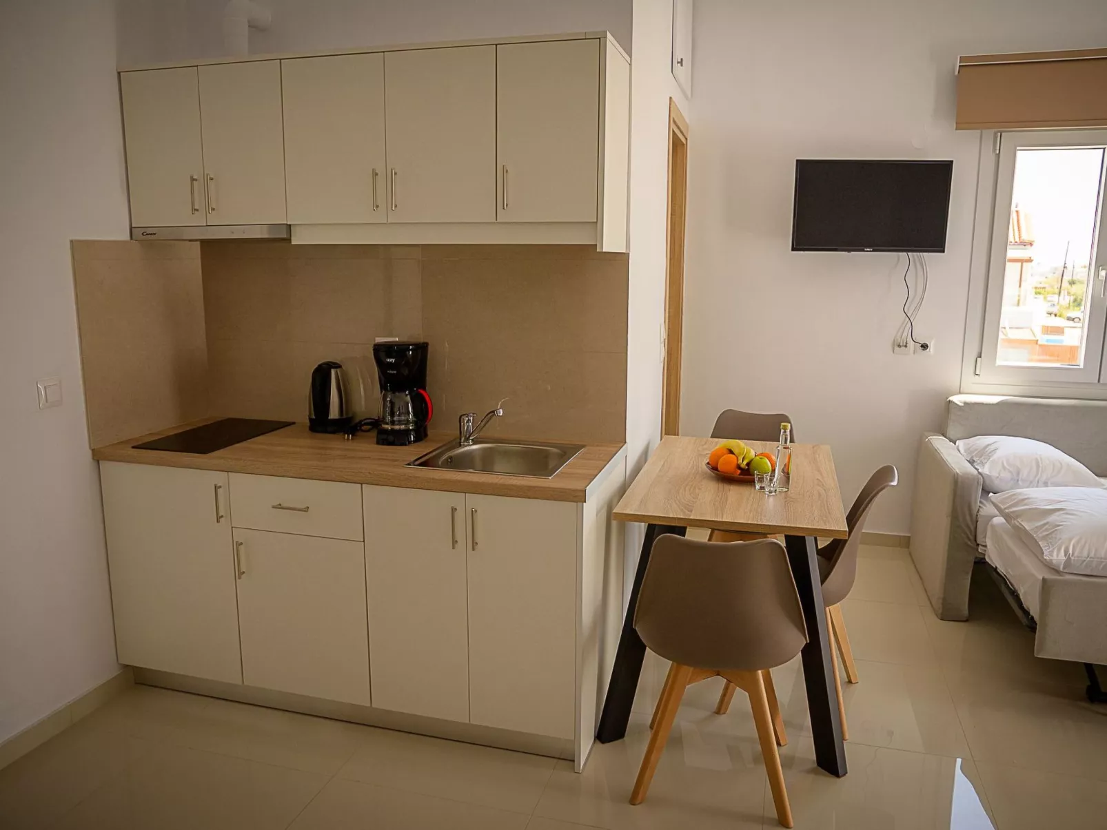 Sunsea Studios- Bergblick Studio 5-Image-tags.info