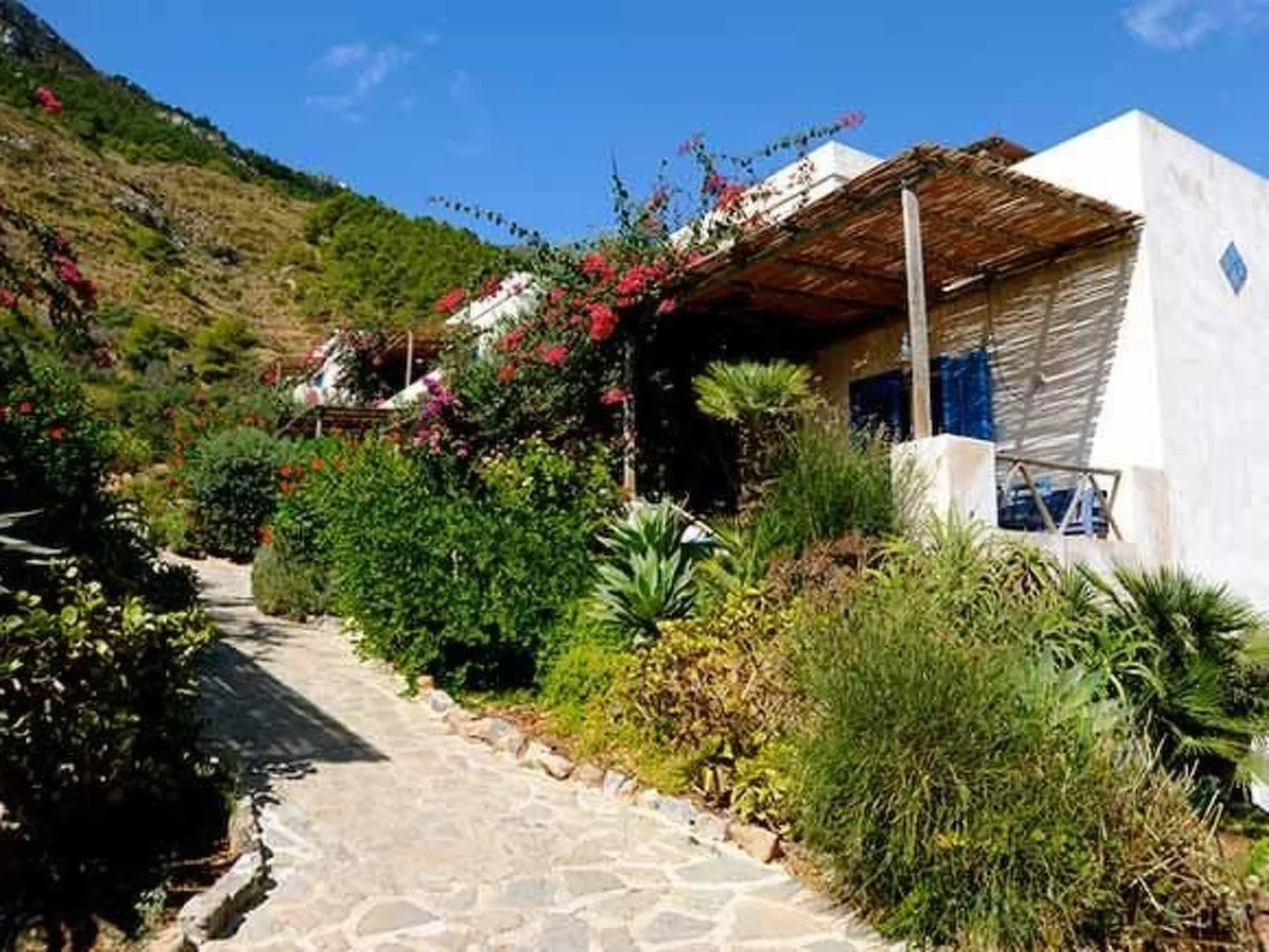 Wohnung in Marettimo mit Terrasse, gemeinsamem Pool und Garten-Dehors