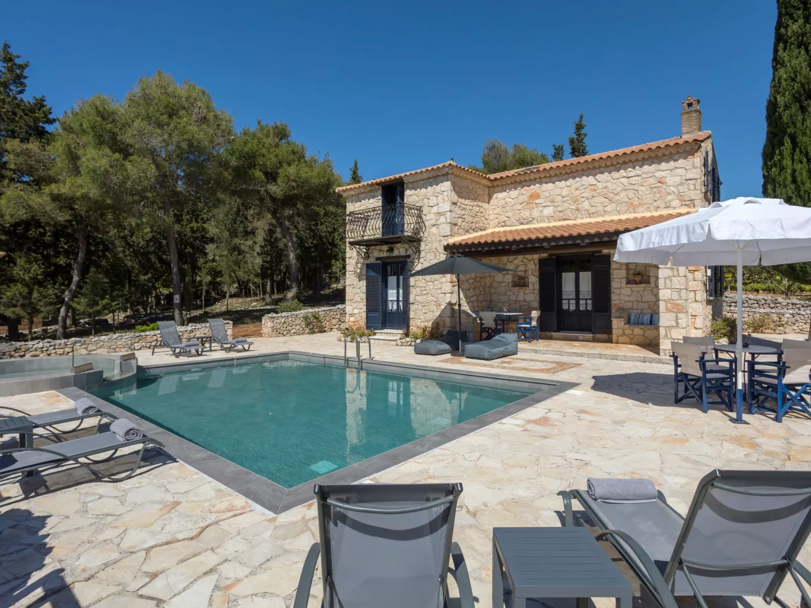 Villa Nefeli mit privatem Pool-Inside