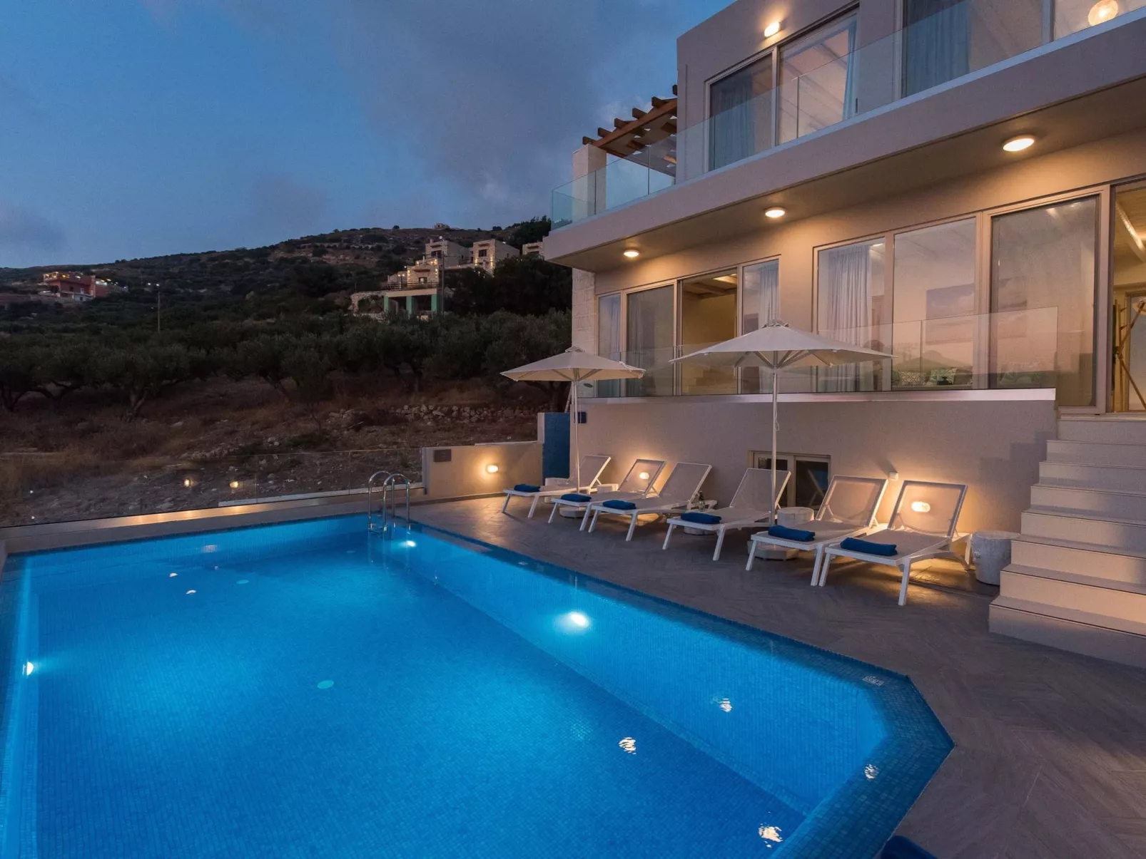 Villa Galatia I Kostenloser beheizter Pool, ideal für Gruppen-Dedans