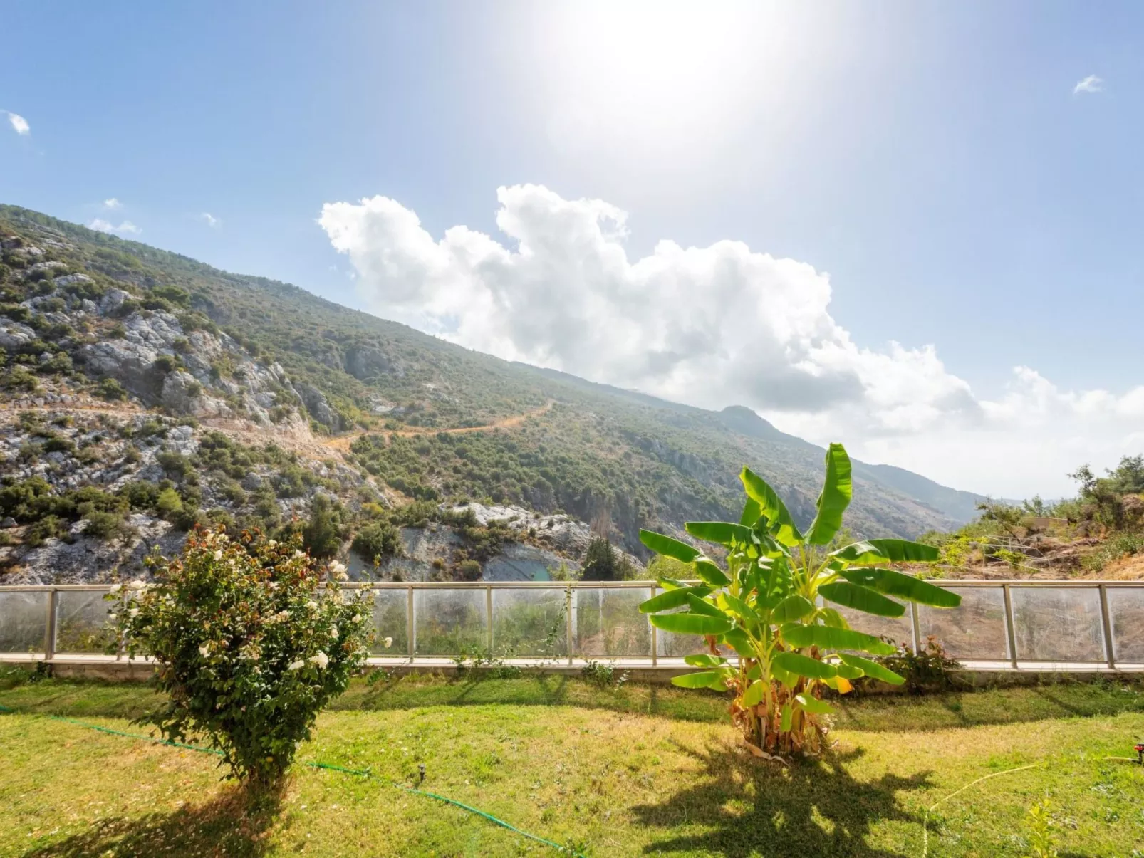 Villa Infinity Mountain mit Pool in Kalkan-Drinnen